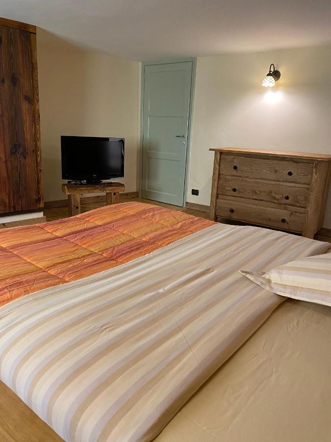 Apartamento Profumo Di Legno Aosta Exterior foto