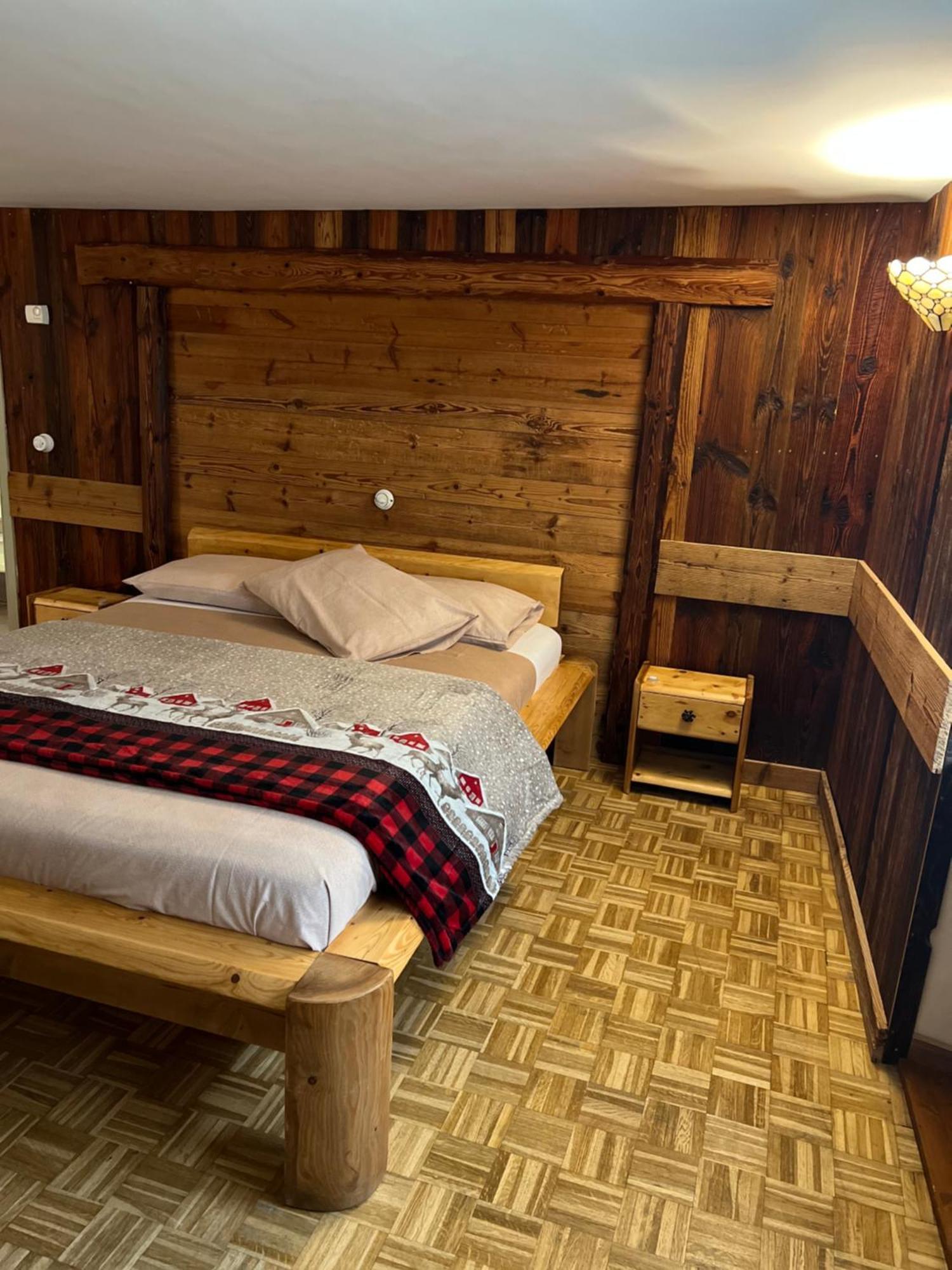 Apartamento Profumo Di Legno Aosta Exterior foto